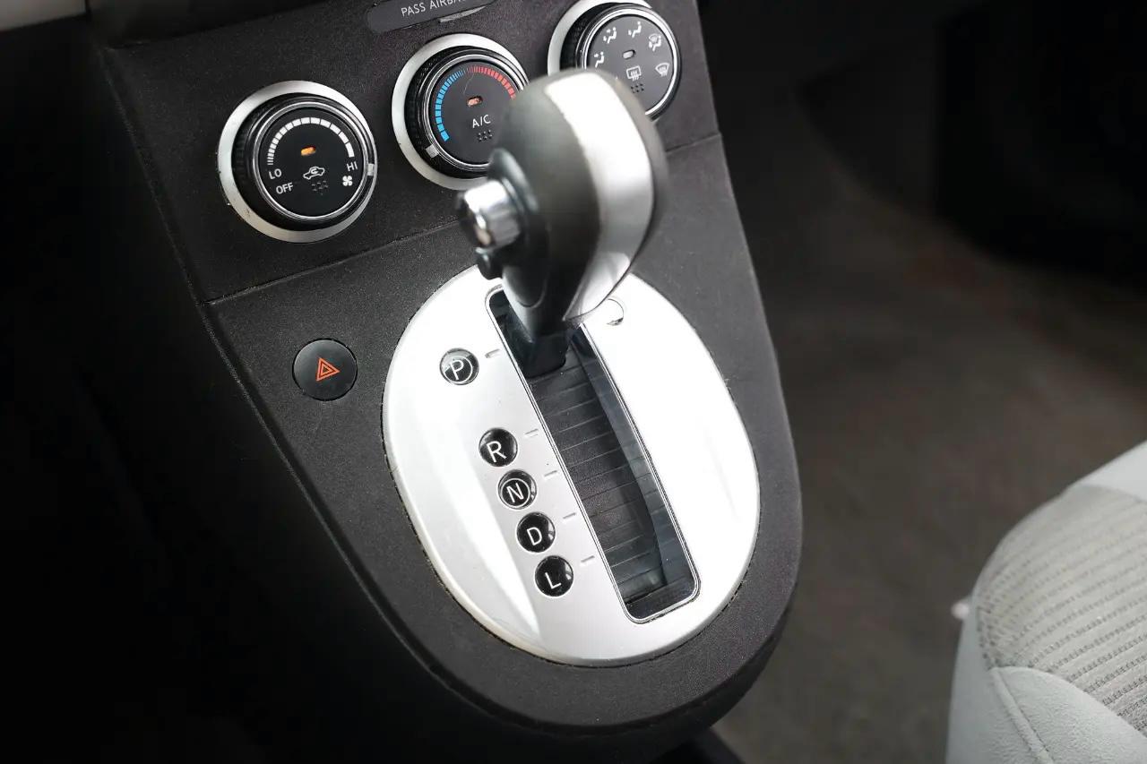 Nissan Sentra  2012