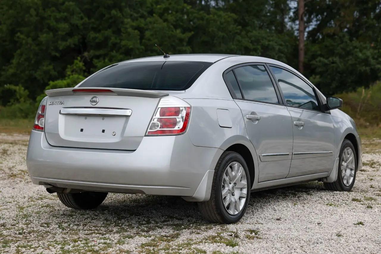 Nissan Sentra  2012