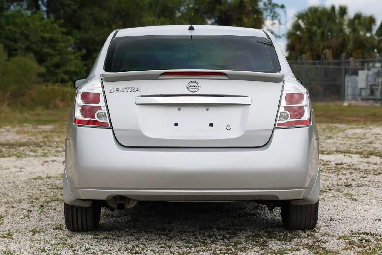 Nissan Sentra  2012