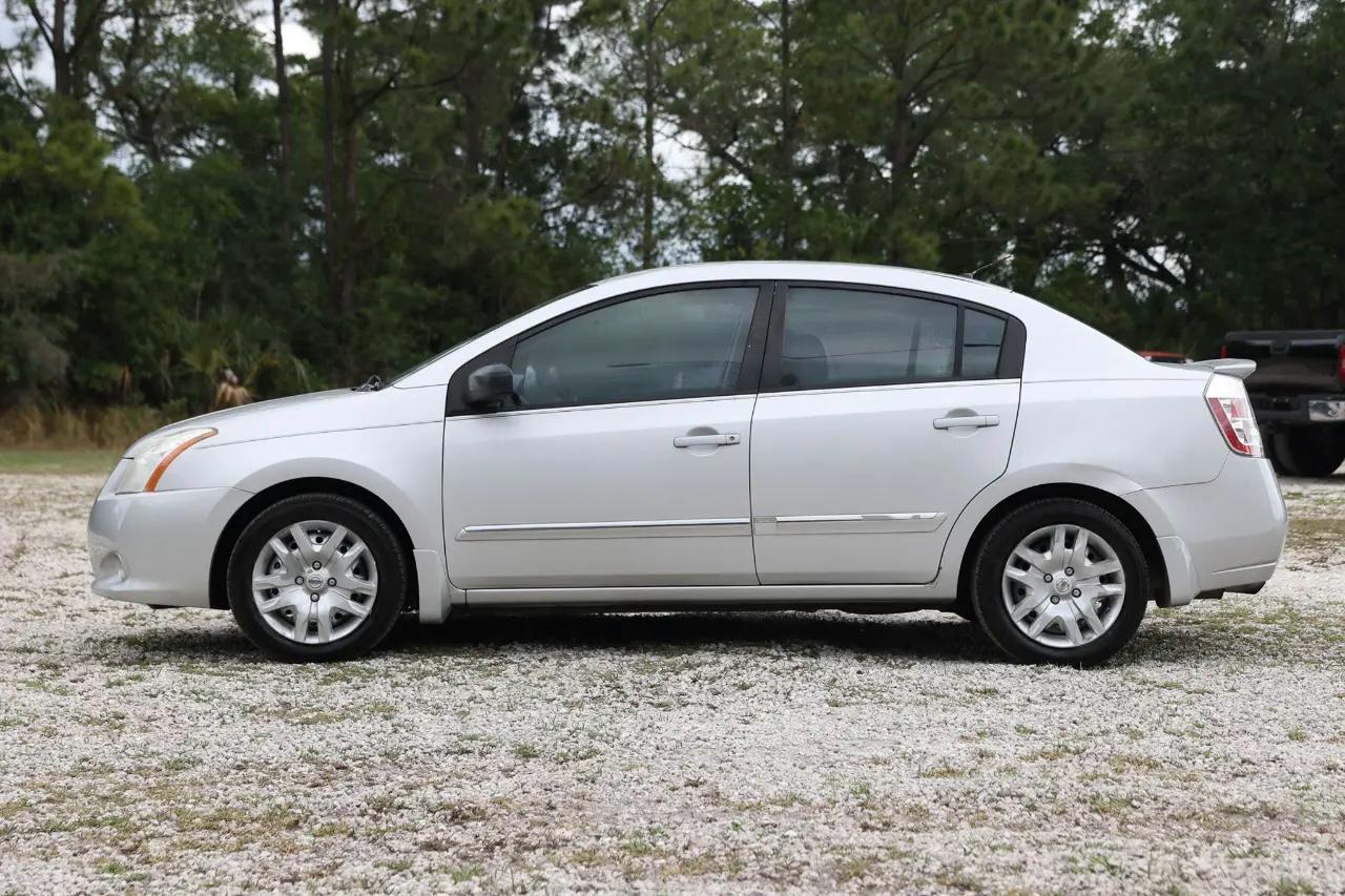 Nissan Sentra  2012