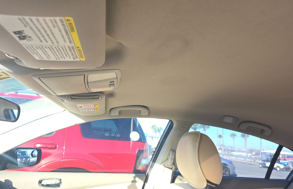 Nissan Altima Base 2012