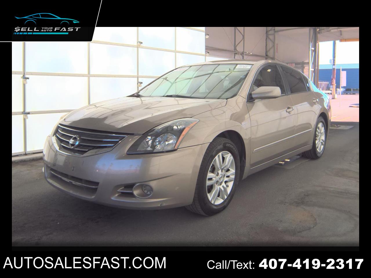 Nissan Altima Base 2012