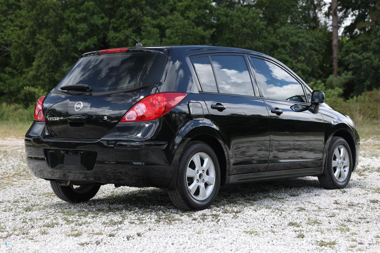 Nissan Versa  2009