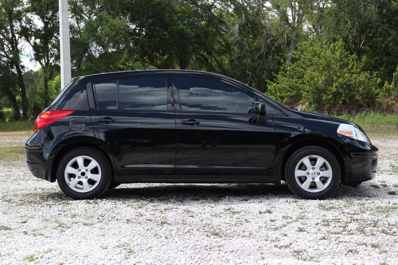 Nissan Versa  2009