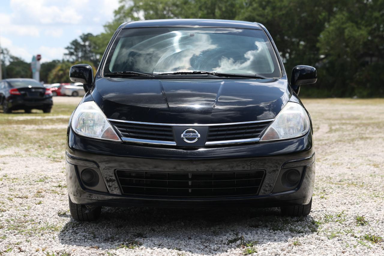 Nissan Versa  2009