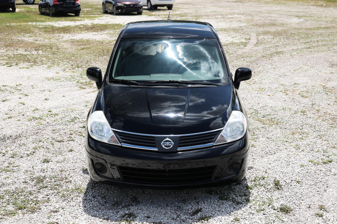Nissan Versa  2009