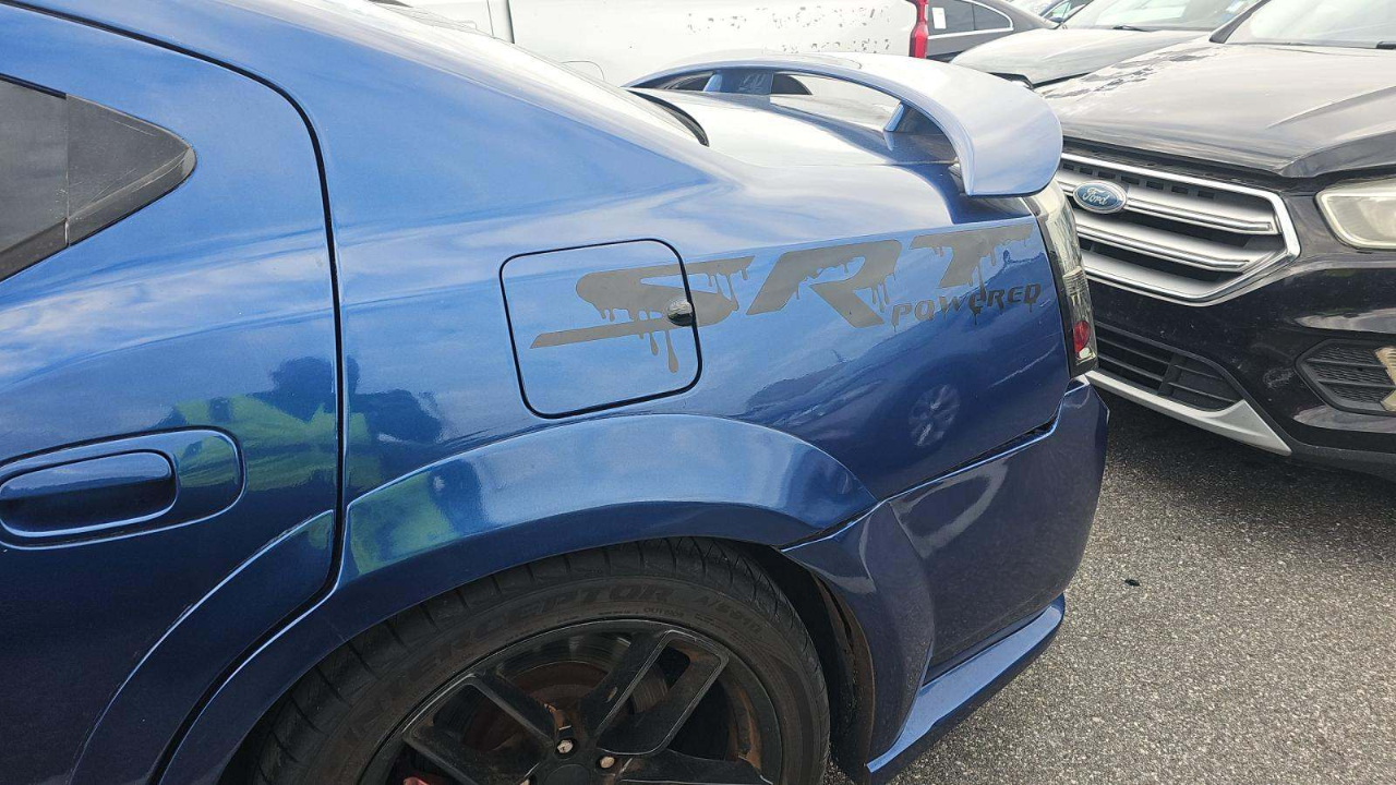 Dodge Charger SRT-8 2010