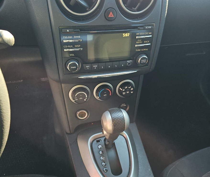 Nissan Rogue SV 2013