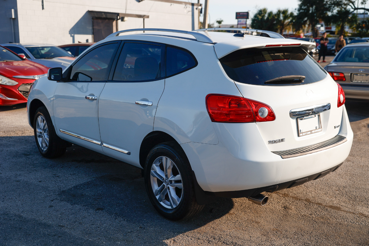 Nissan Rogue  2013
