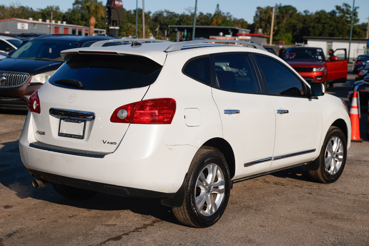 Nissan Rogue  2013