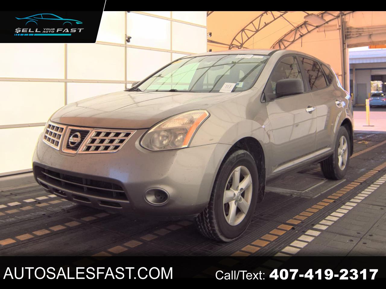 Nissan Rogue  2010