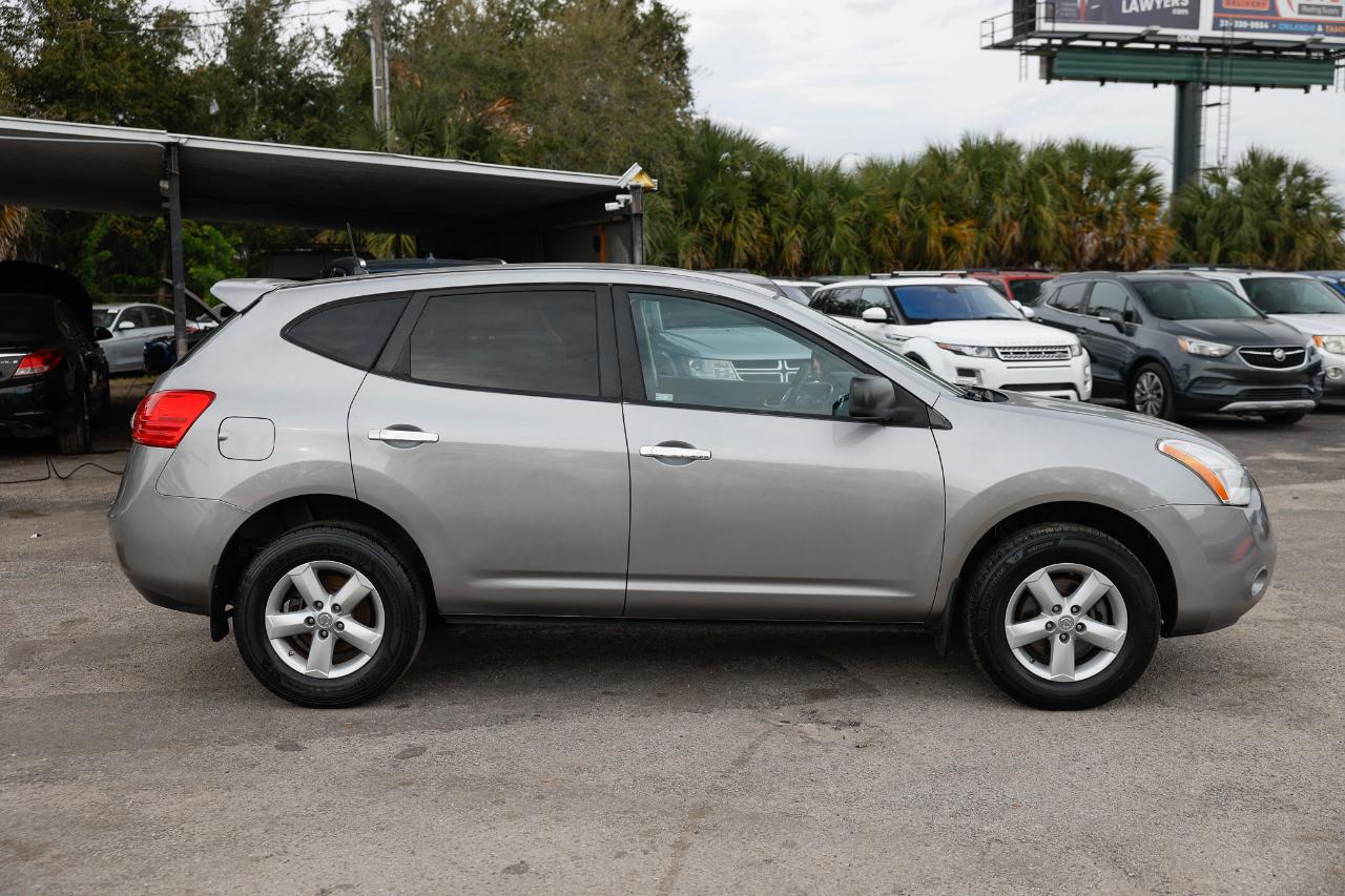 Nissan Rogue  2010