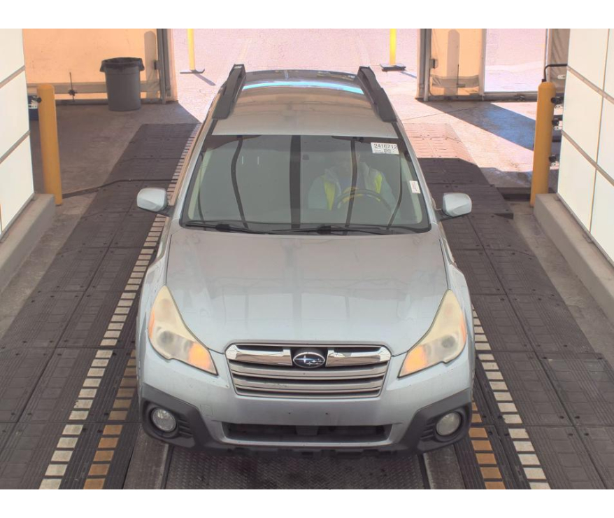 Subaru Outback 2.5i Premium 2013