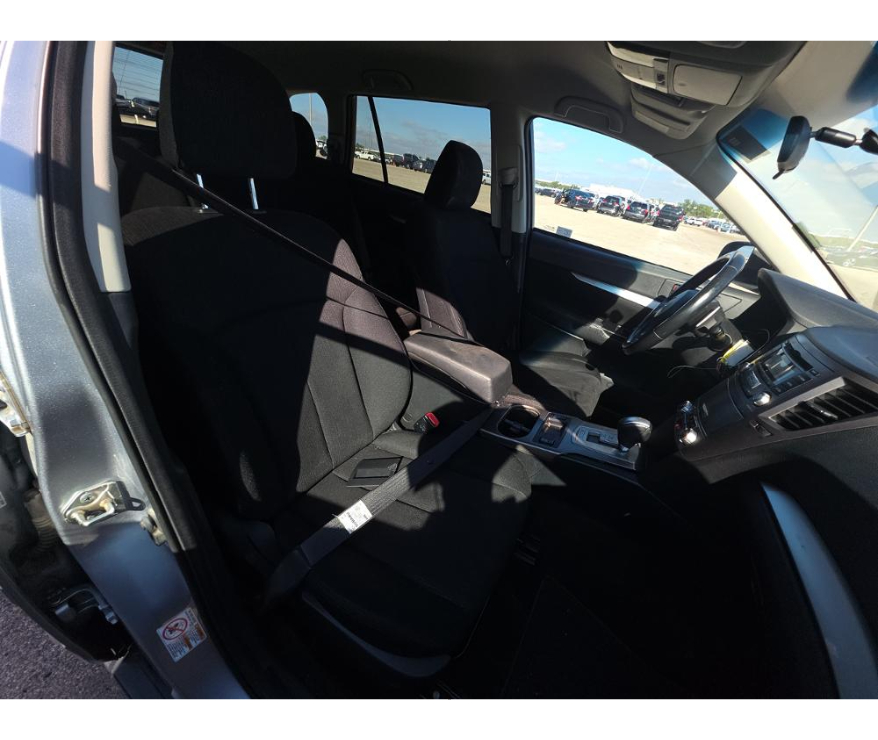 Subaru Outback 2.5i Premium 2013