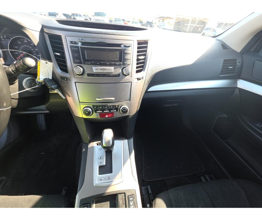 Subaru Outback 2.5i Premium 2013