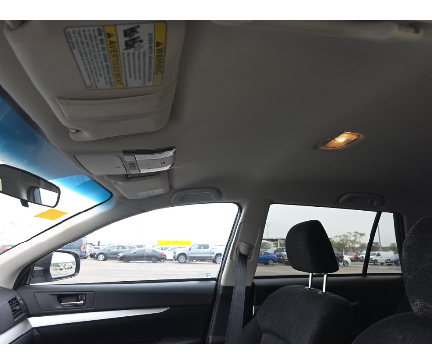 Subaru Outback 2.5i Premium 2013