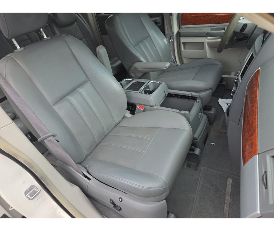 Chrysler Town & Country Touring 2009