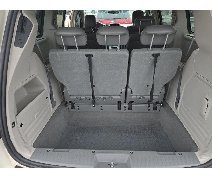 Chrysler Town & Country Touring 2009