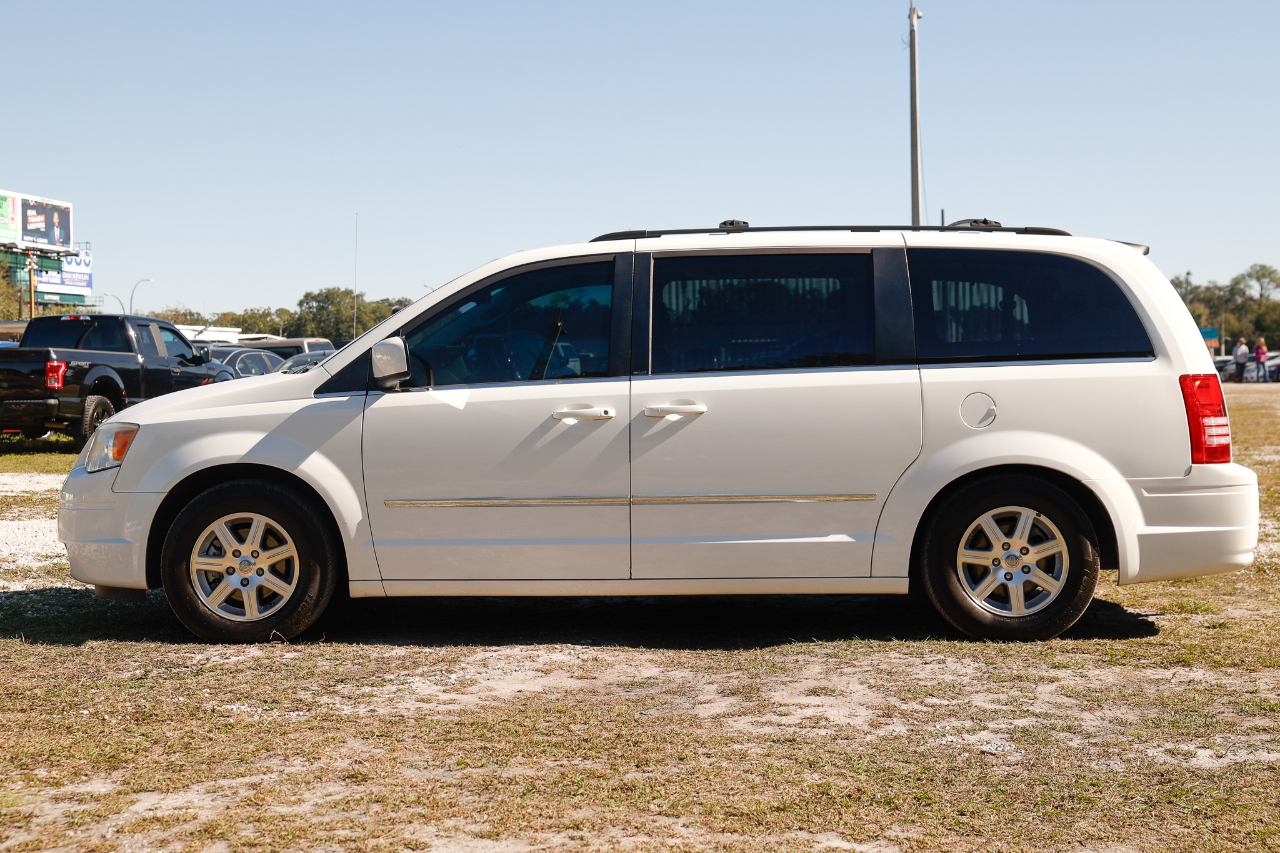 Chrysler Town & Country Touring 2009