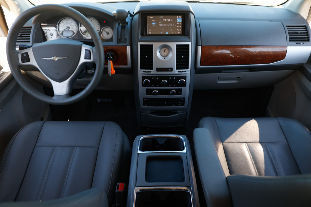 Chrysler Town & Country Touring 2009