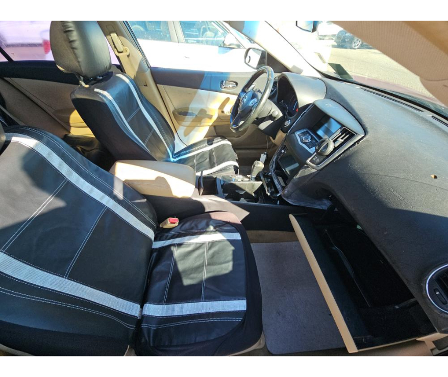 Nissan Maxima S 2011