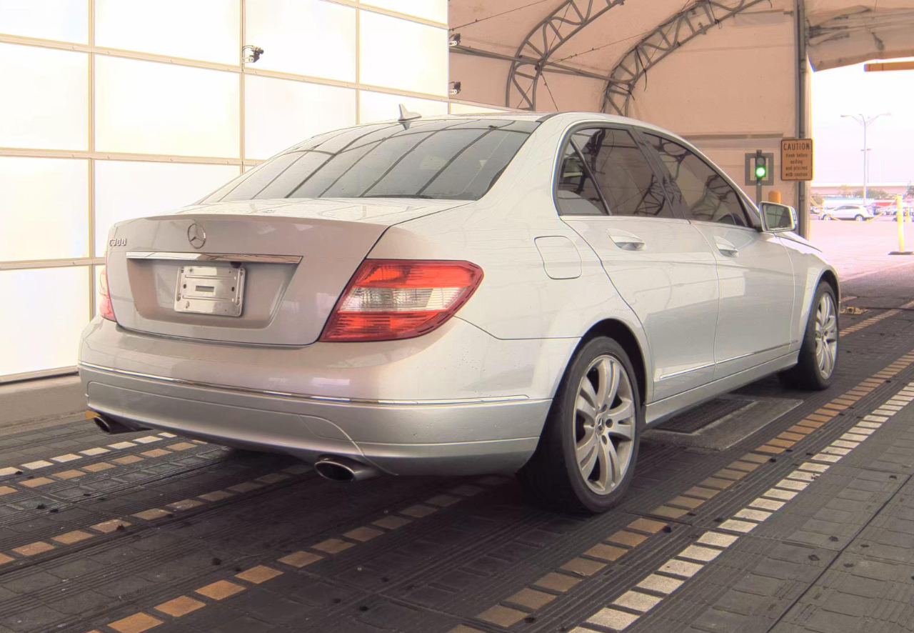 Mercedes-Benz C-Class C300 2010