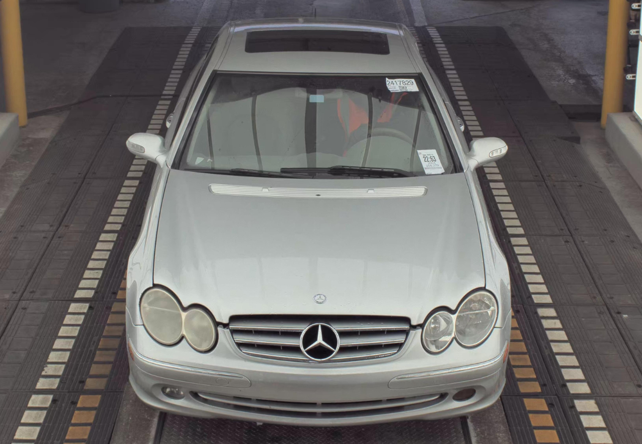 Mercedes-Benz CLK-Class  2004