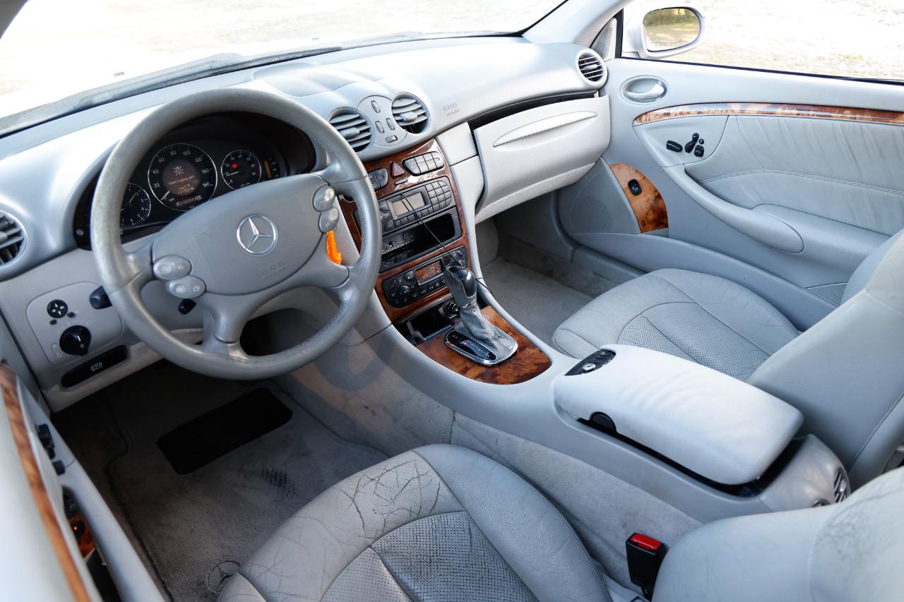 Mercedes-Benz CLK-Class  2004