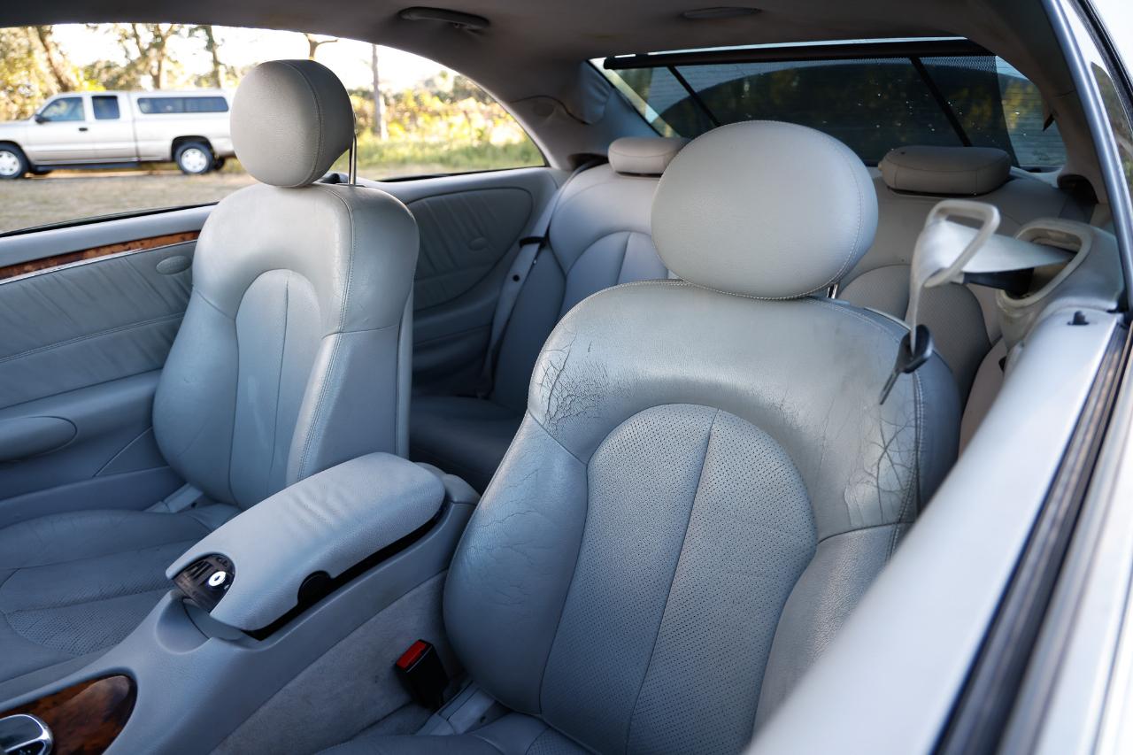 Mercedes-Benz CLK-Class  2004