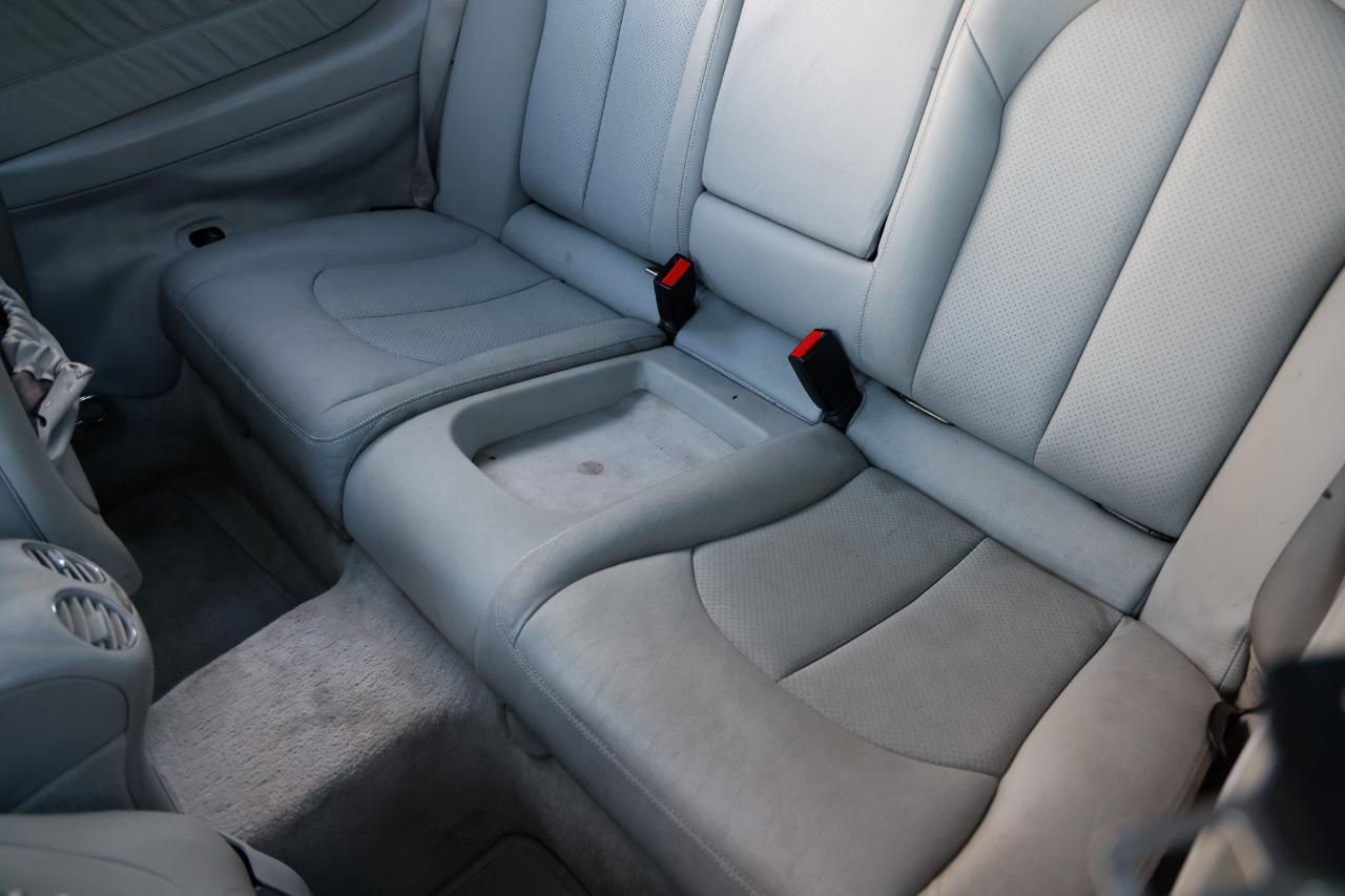 Mercedes-Benz CLK-Class  2004