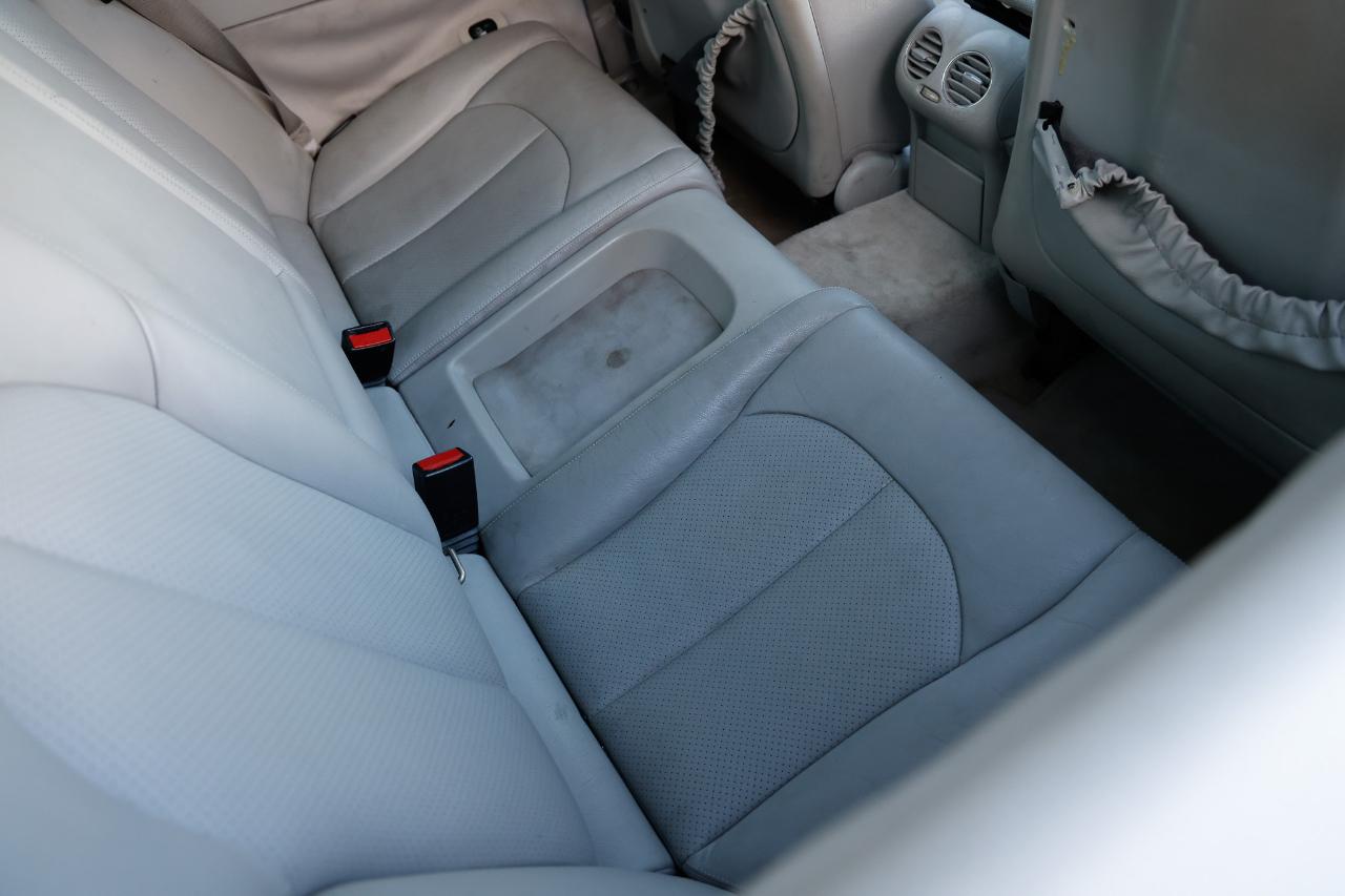 Mercedes-Benz CLK-Class  2004