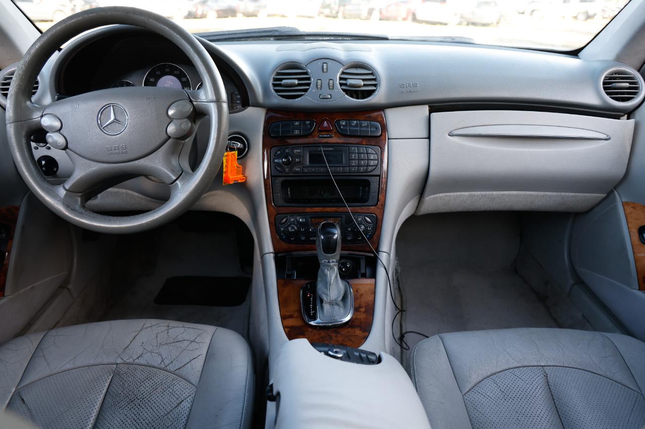 Mercedes-Benz CLK-Class  2004