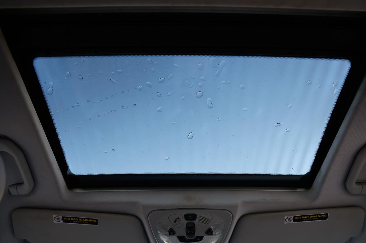 Mercedes-Benz CLK-Class  2004