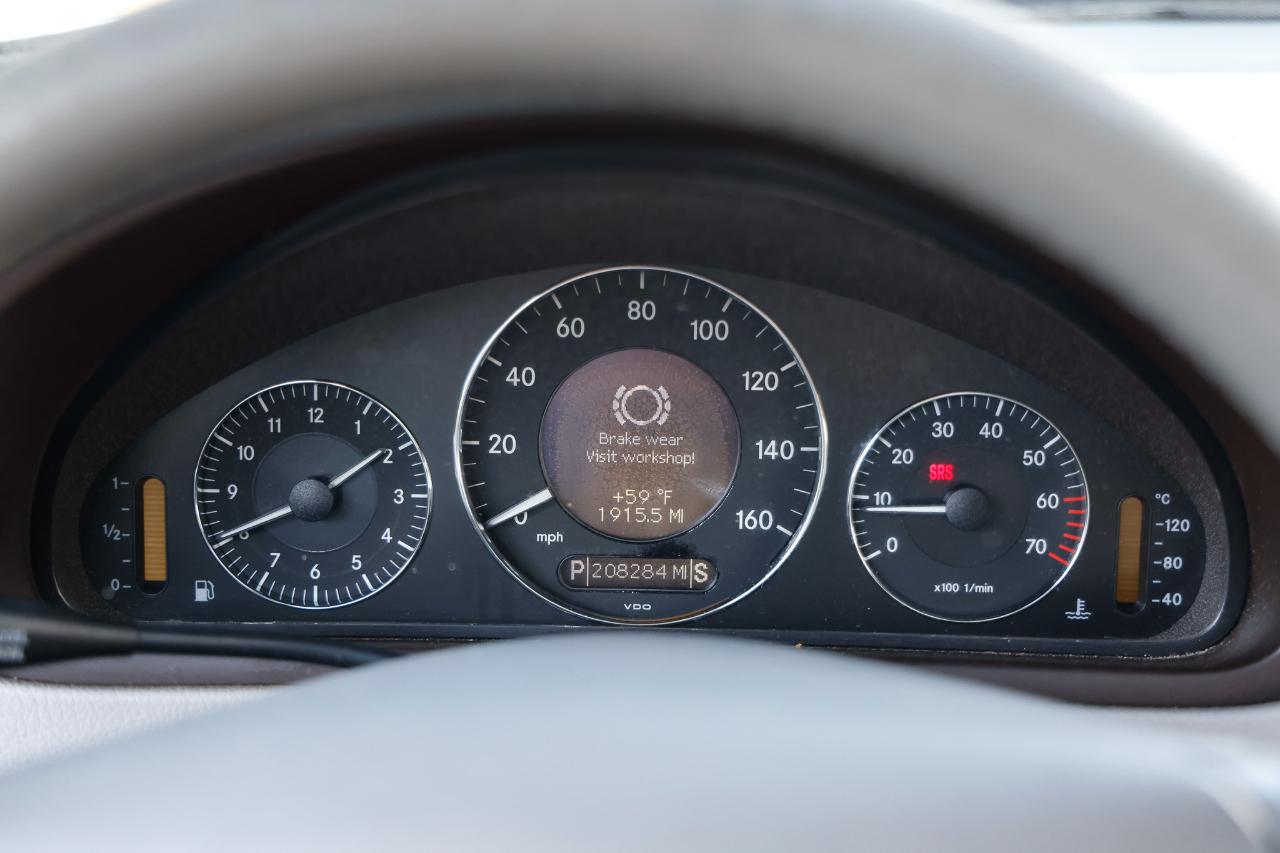 Mercedes-Benz CLK-Class  2004