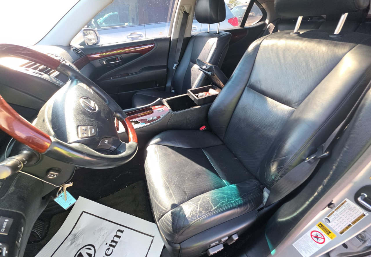 Lexus LS 460  2008