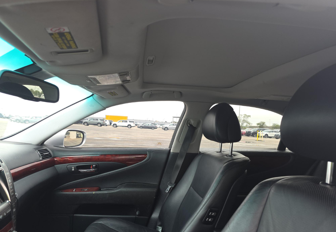 Lexus LS 460  2008