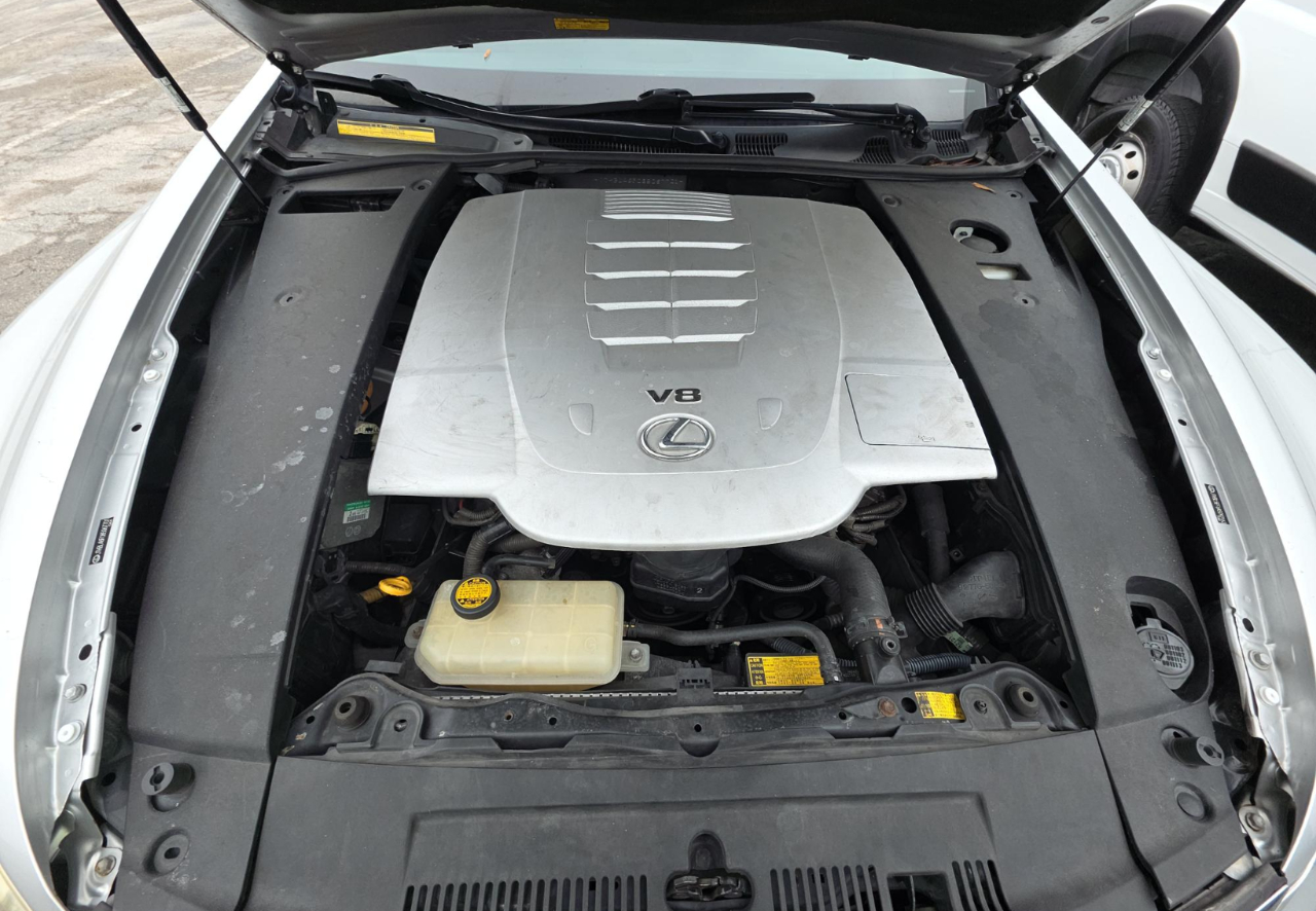 Lexus LS 460  2008