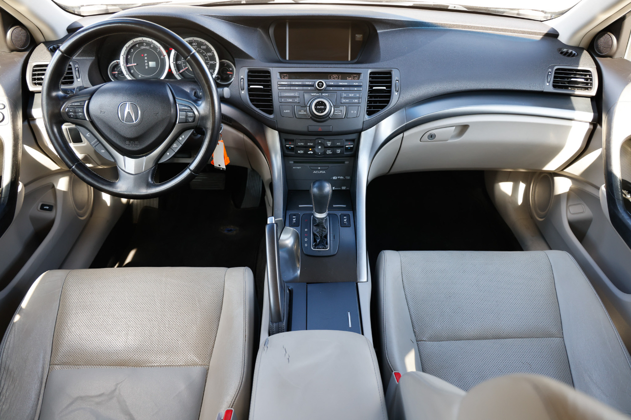 Acura TSX  2011