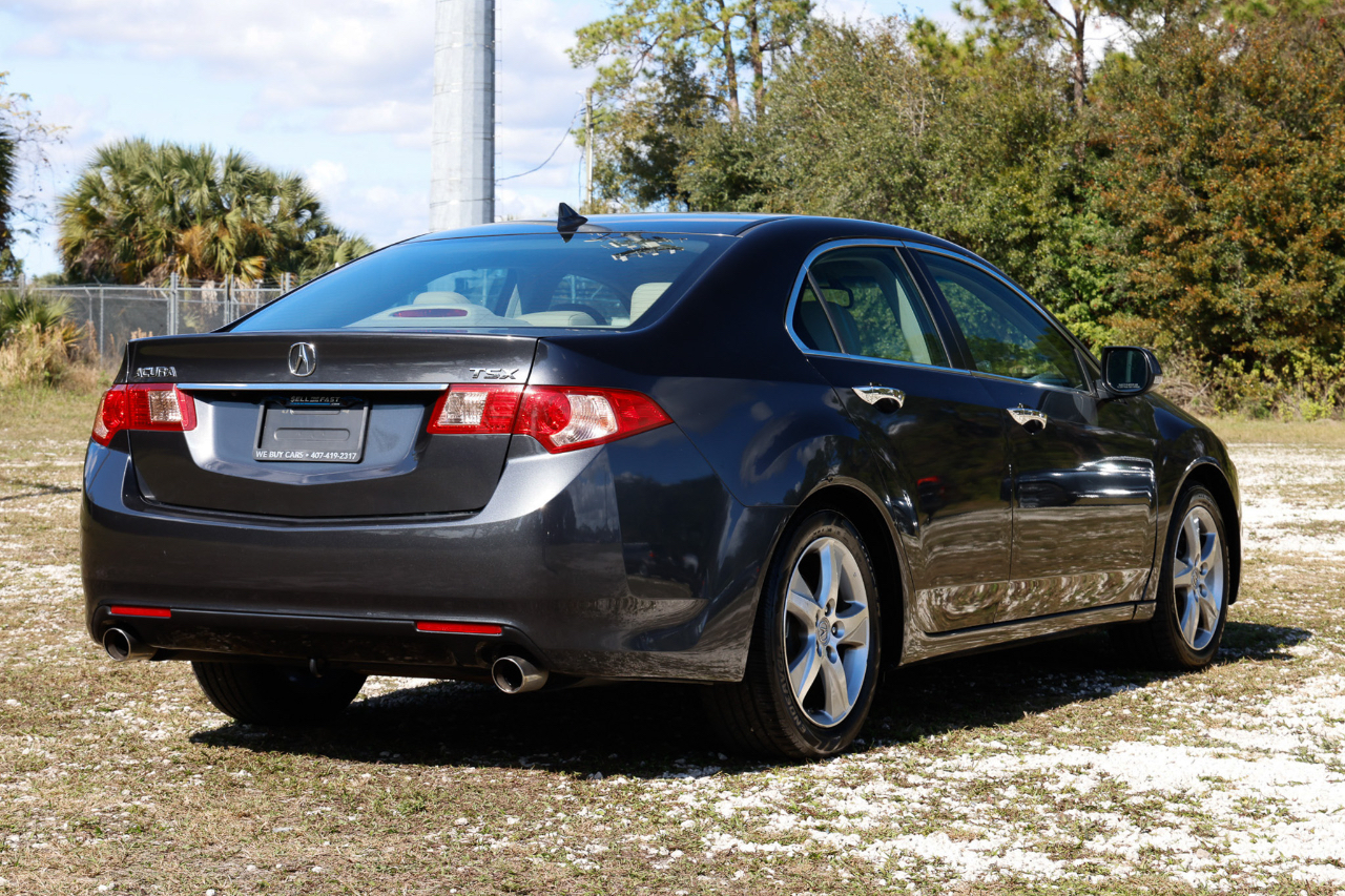 Acura TSX  2011