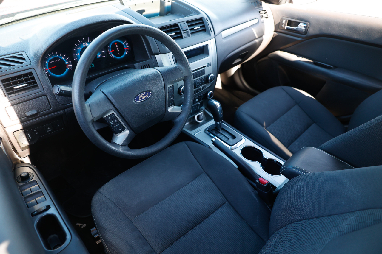 Ford Fusion  2011
