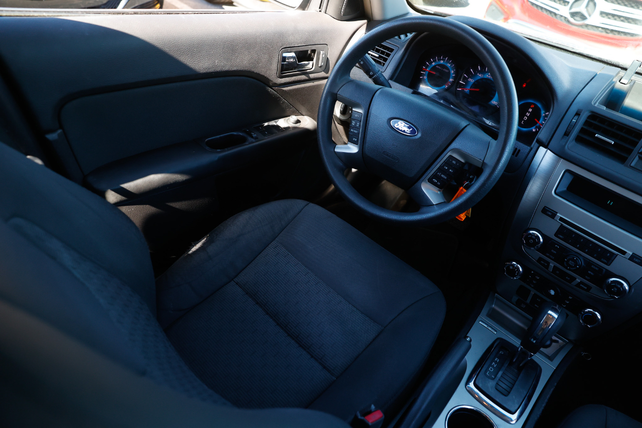 Ford Fusion  2011