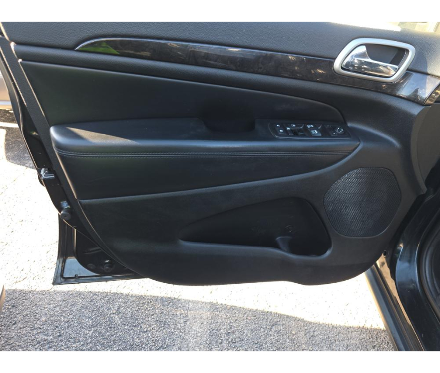 Jeep Grand Cherokee Laredo 2012