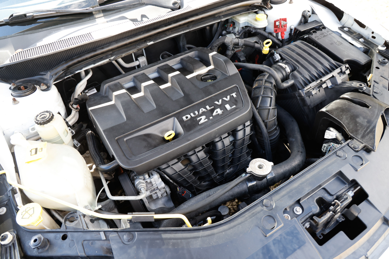 Chrysler 200 LX 2013