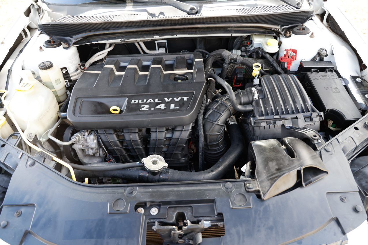 Chrysler 200 LX 2013