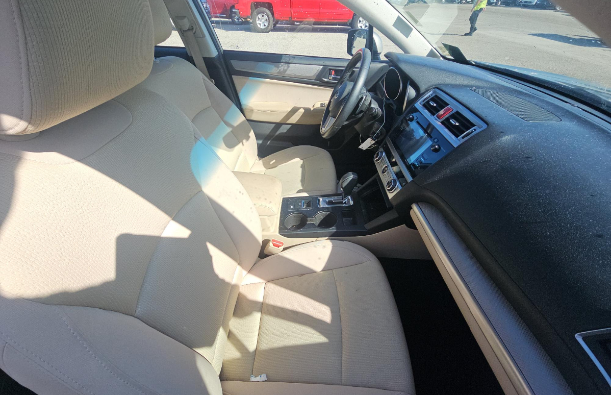 Subaru Legacy 2.5i Premium 2015