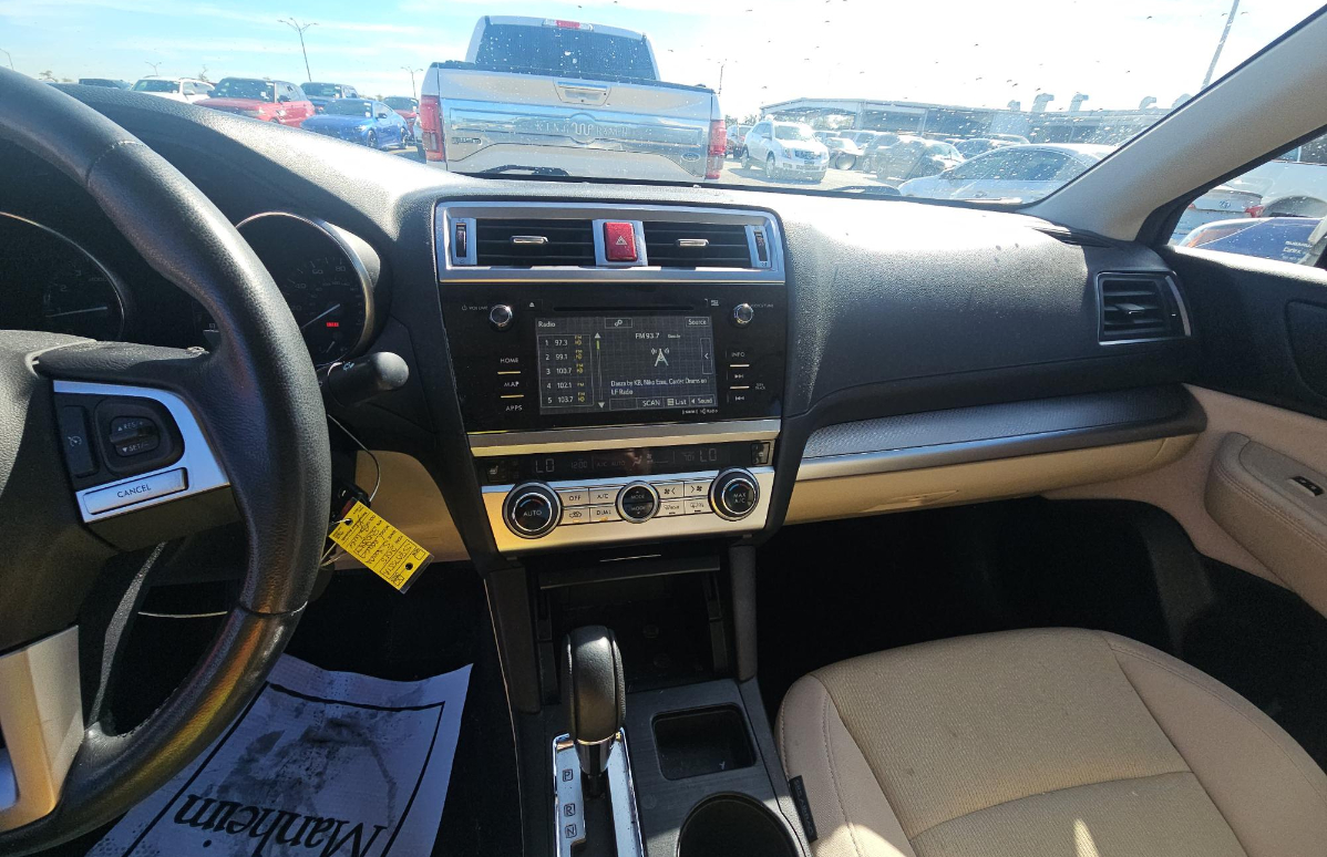 Subaru Legacy 2.5i Premium 2015