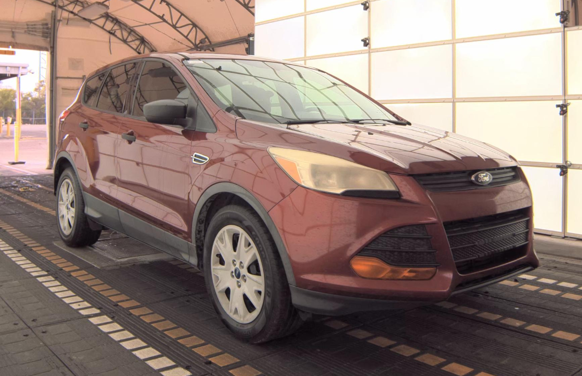 Ford Escape S 2016
