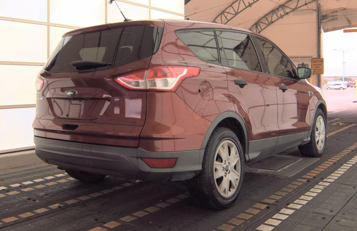 Ford Escape S 2016