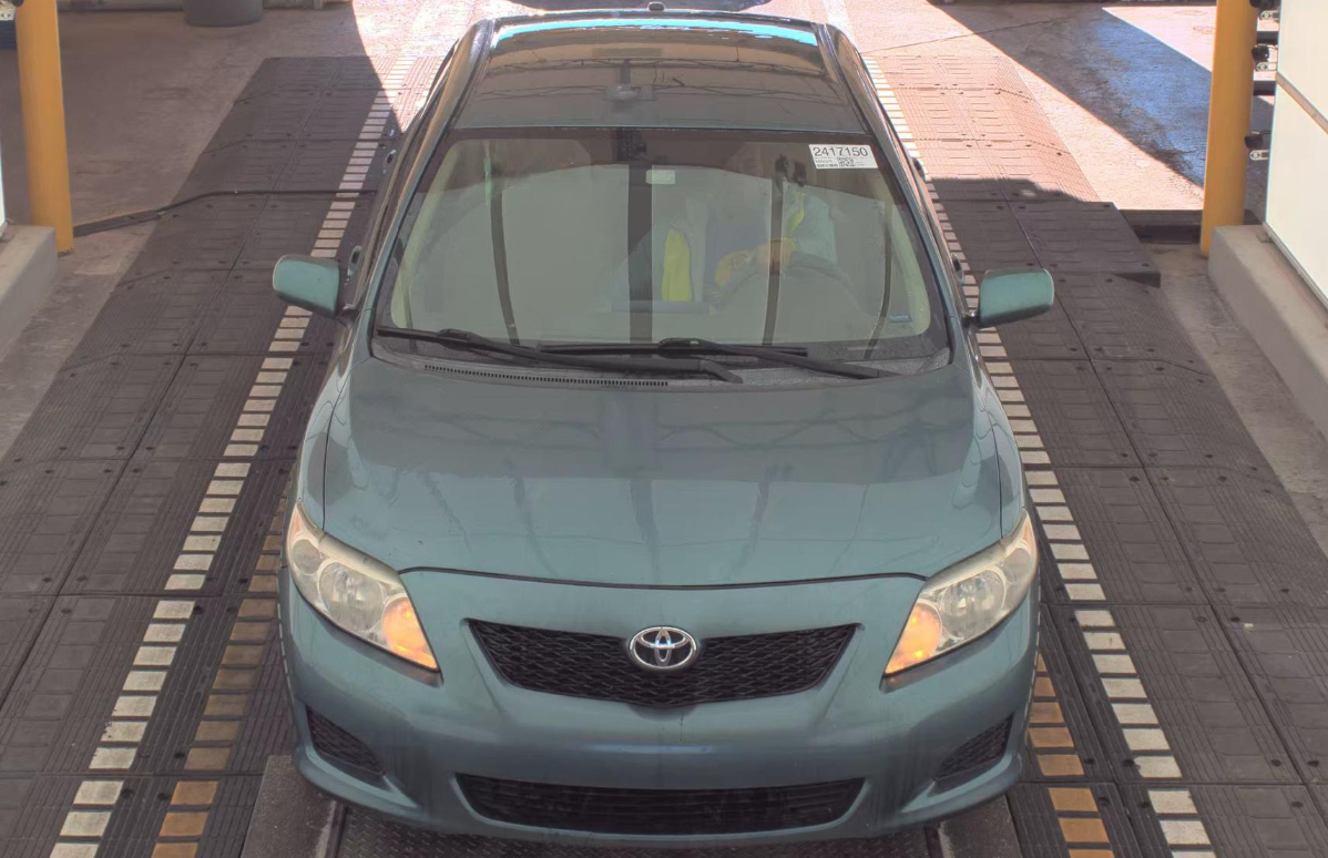 Toyota Corolla Base 2010