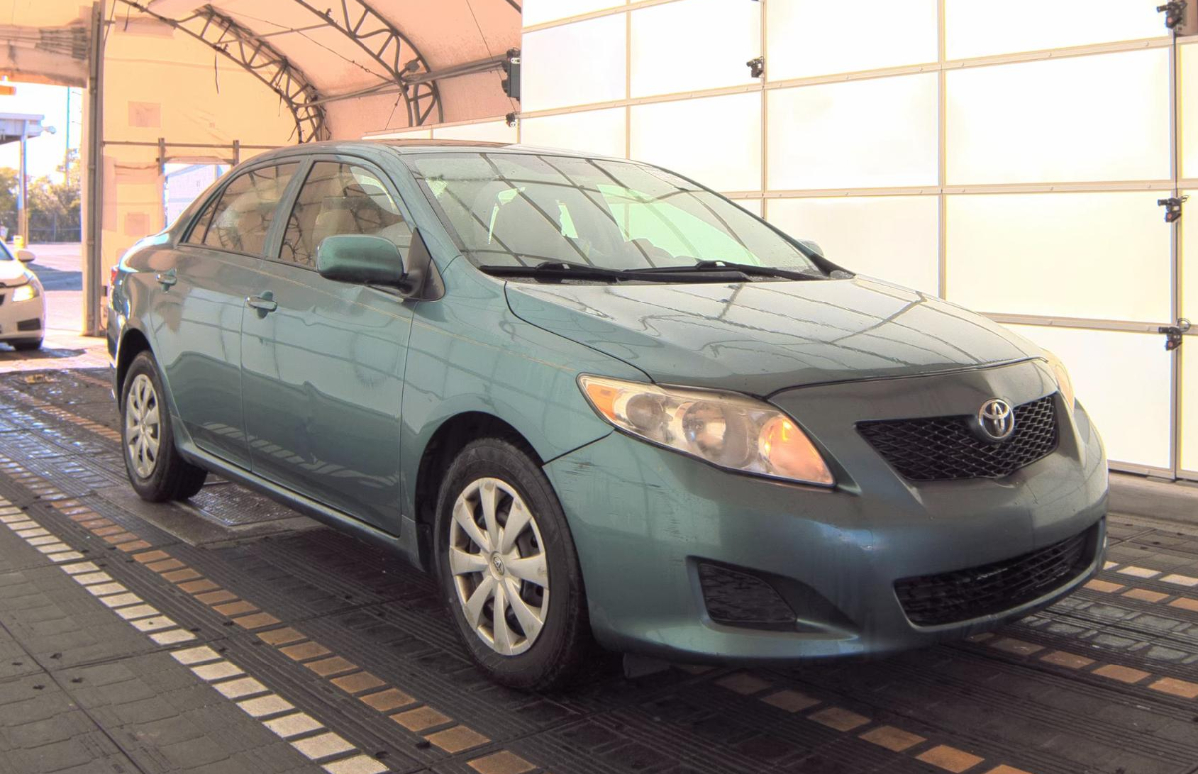 Toyota Corolla Base 2010